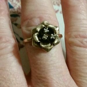 Rare 10k gold vintage 1969 rose anniversary ring